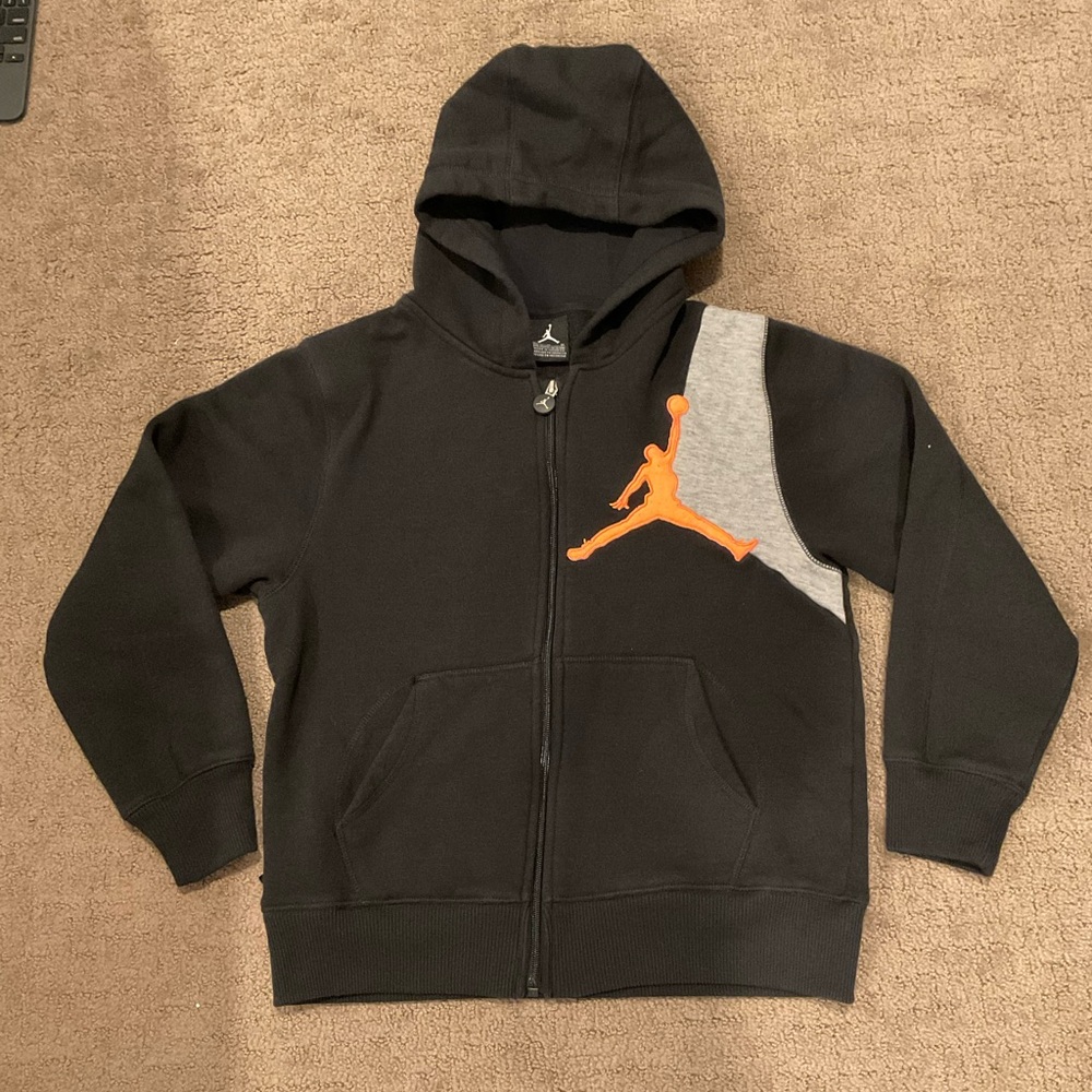 Nike Air Jordan Boys Zip Up Black Jacket Size M